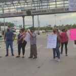 Padres de familias cierran Avenida de Mazatlán; Exigen cumplimiento de compromisos en la escuela ‘Leyes de Reforma’