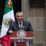 Adán Augusto señala el camino a seguir para lograr la igualdad en México 